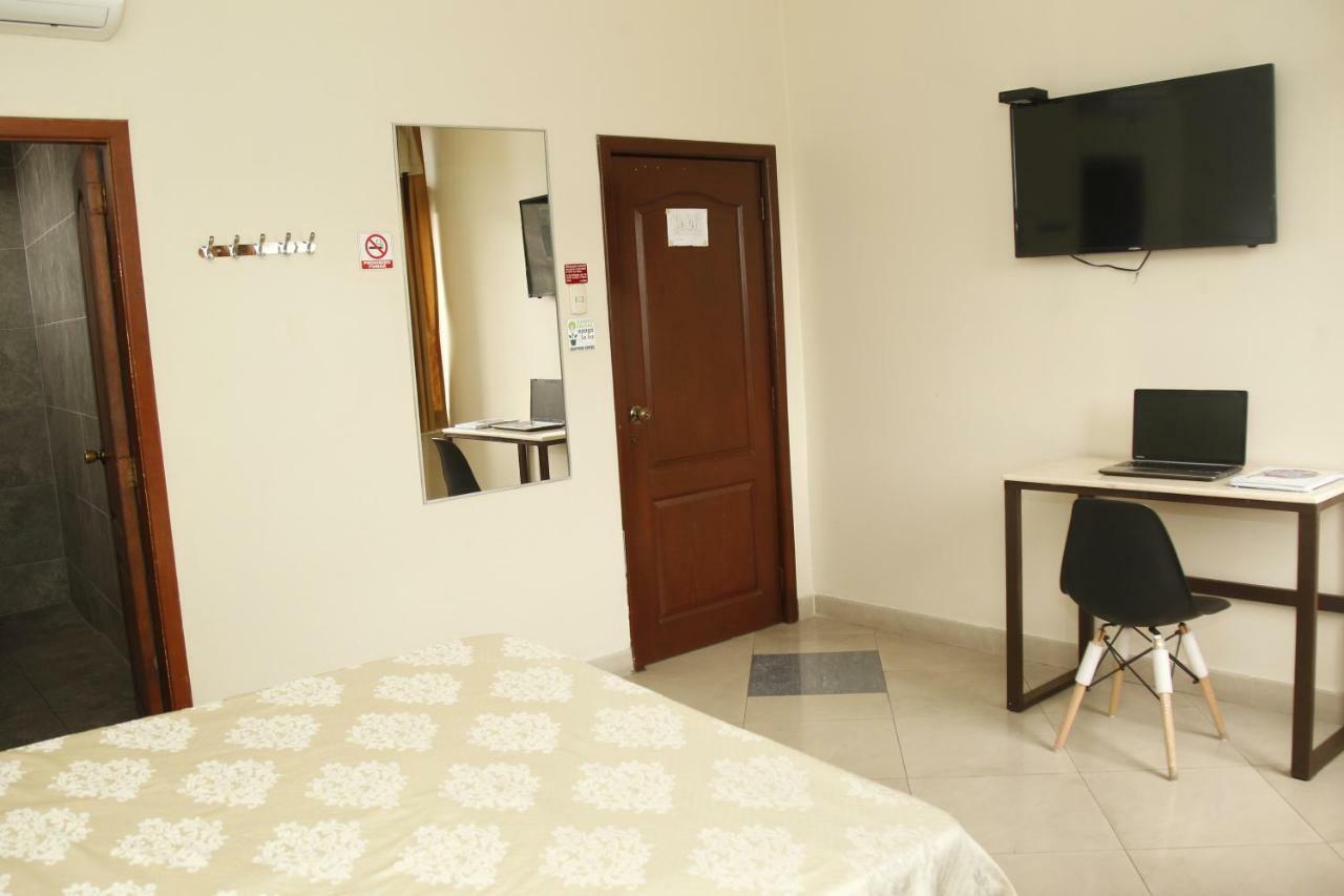 Varadero Internacional 3* Guayaquil